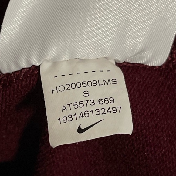 Minnesota Gophers Nike Base Layer Turtleneck - Picture 5 of 5